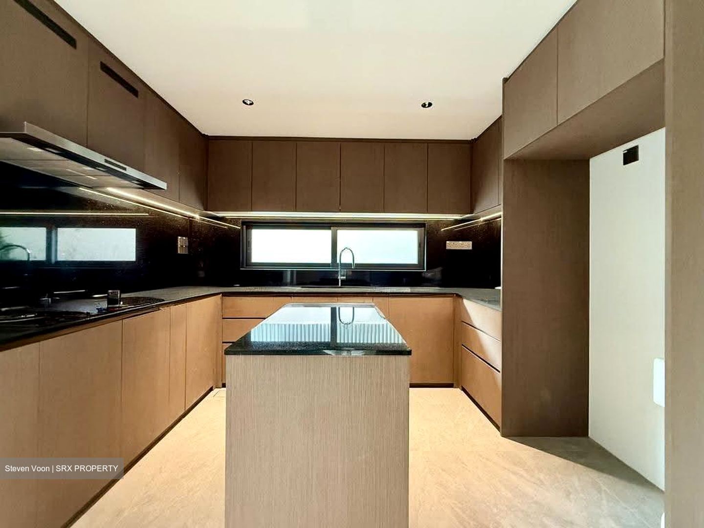 Matlock Residences (D13), Detached #626647591